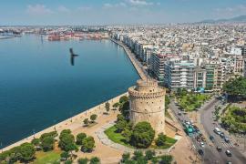 Κλειστά μαγαζιά και εστιατόρια στη Θεσσαλονίκη για τη μαύρη επέτειο της τραγωδίας των Τεμπών