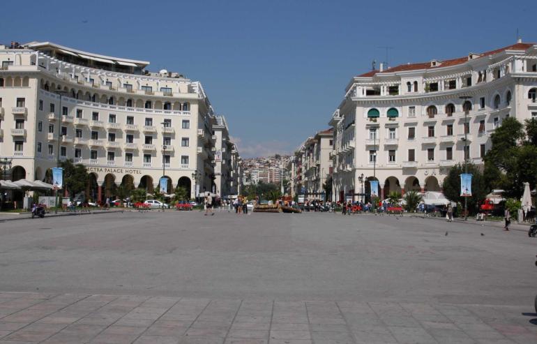 Θεσσαλονίκη: Μπαράζ ελέγχων και 2 συλλήψεις στην Αριστοτέλους