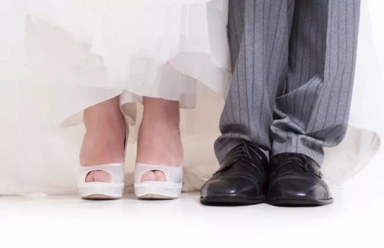 Πύργος: Ξύλο σε γάμο επειδή η νύφη… πάτησε το πόδι του γαμπρού