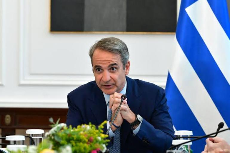 Μητσοτάκης: Περαιτέρω πτώση στην τιμή της βενζίνης, 617,5 εκατ. σε αγρότες - Κάνουν εξαγγελίες για τις τράπεζες αυτοί που τις έκλεισαν