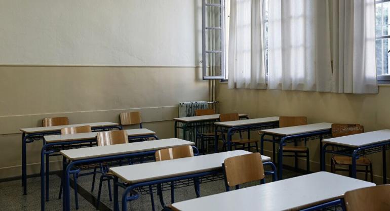 Θεσσαλονίκη: Καταδικάστηκε δάσκαλος που έδειξε σε μαθητές βίντεο με ακατάλληλο περιεχόμενο